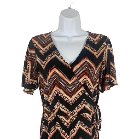 Maurices Womens Chevron Print Stretch Maxi Dress With Short Sleeves & Tie Waist - Picture 2 of 9